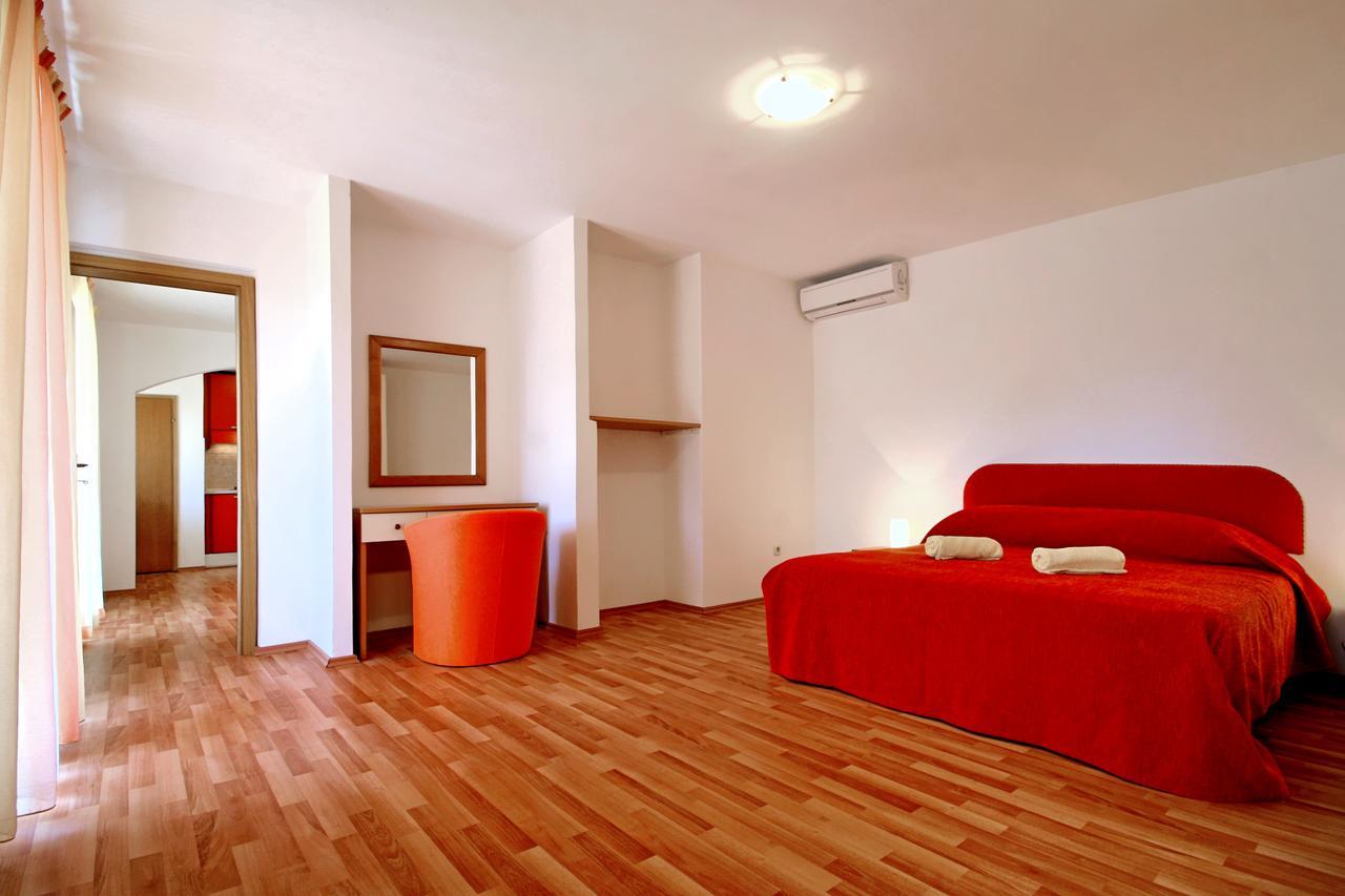 Sun Palace Residence Premantura Ngoại thất bức ảnh